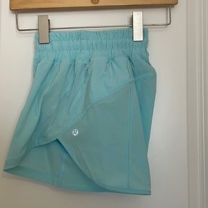 Lululemon icing blue high-rise track that 3” short icing blue size 2